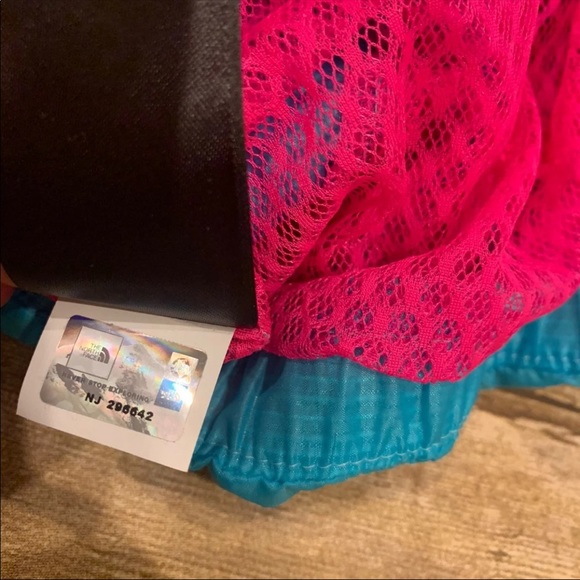 The North Face Rain Jacket - Picture 6 of 8